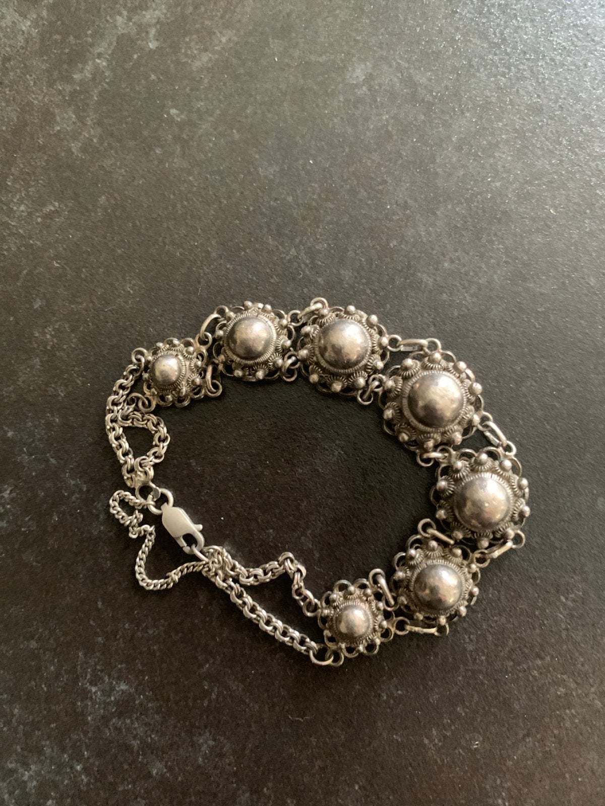 Zilveren Zeeuwse armband met 7 knopen, Ophalen of Verzenden, Gebruikt, Zilver