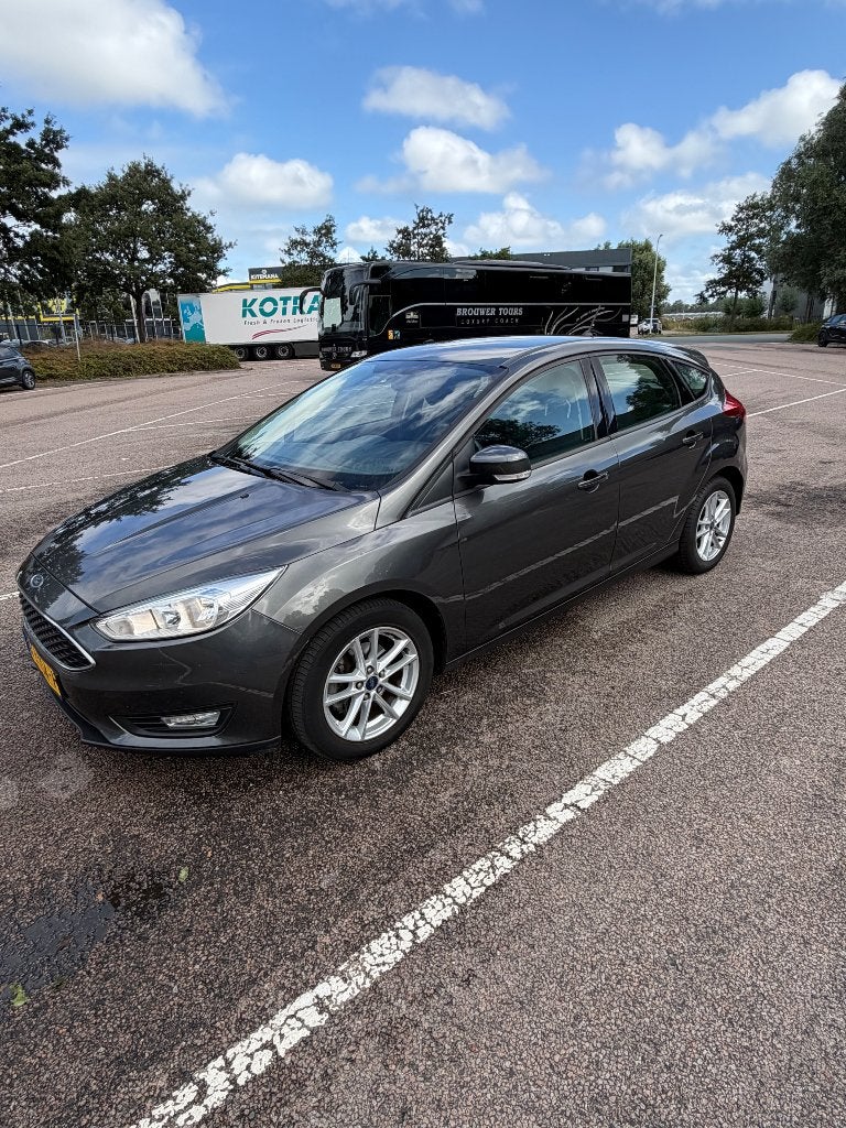 Ford Focus 1.0 Ecoboost 74KW 5D 2018 Grijs, Stof, Euro 6, 635 kg, 100 pk