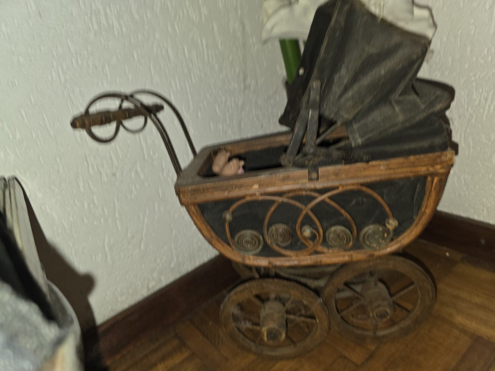 Antieke houten kinderwagen - Decoratief item, Ophalen, Overige merken
