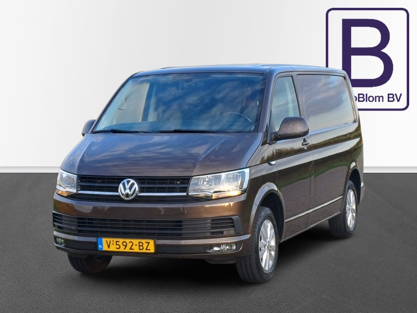Volkswagen Transporter 2.0 TDI L1H1 Comfortline Rolstoelverv, Voorwielaandrijving, Stof, Gebruikt, Euro 6