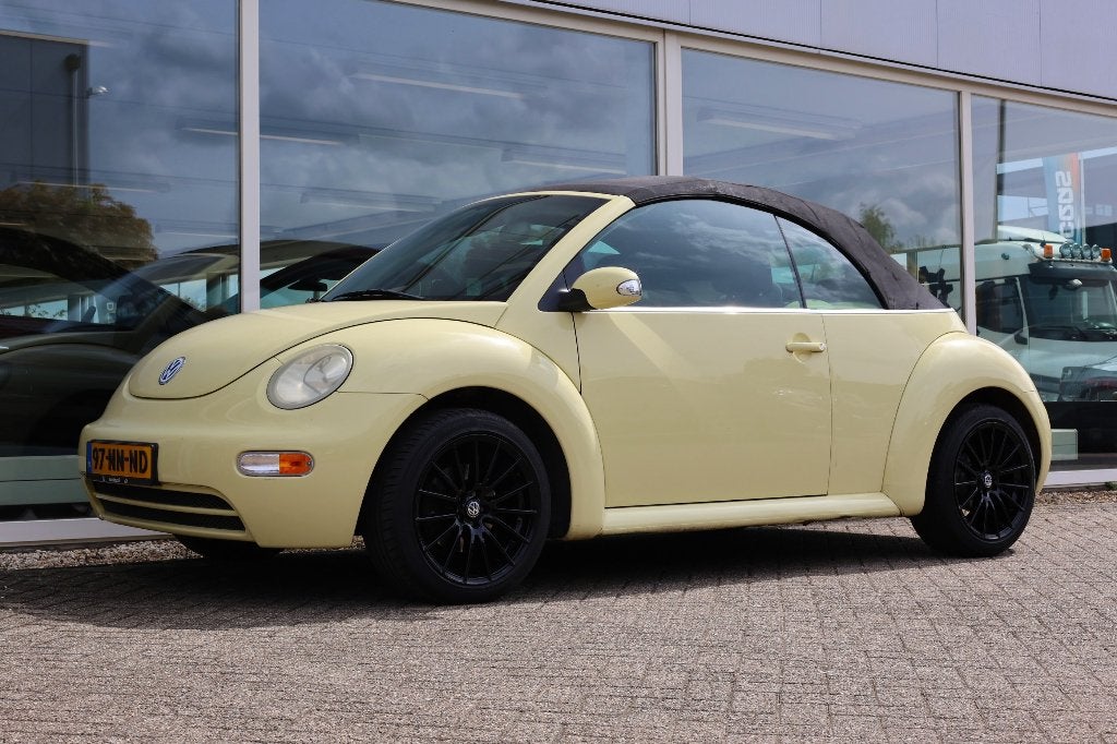 Volkswagen Beetle Cabriolet 1.4 Geel 2004, Voorwielaandrijving, Stof, 74 pk, 4 cilinders