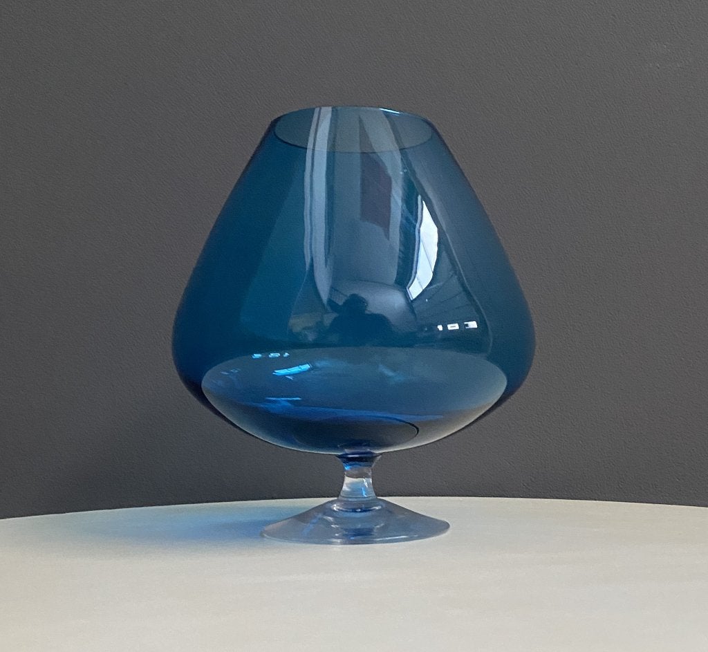 60 jaren licht blauw glazen sier vaas Empoli cognac model, Vintage, Gebruikt, Blauw, Ophalen of Verzenden