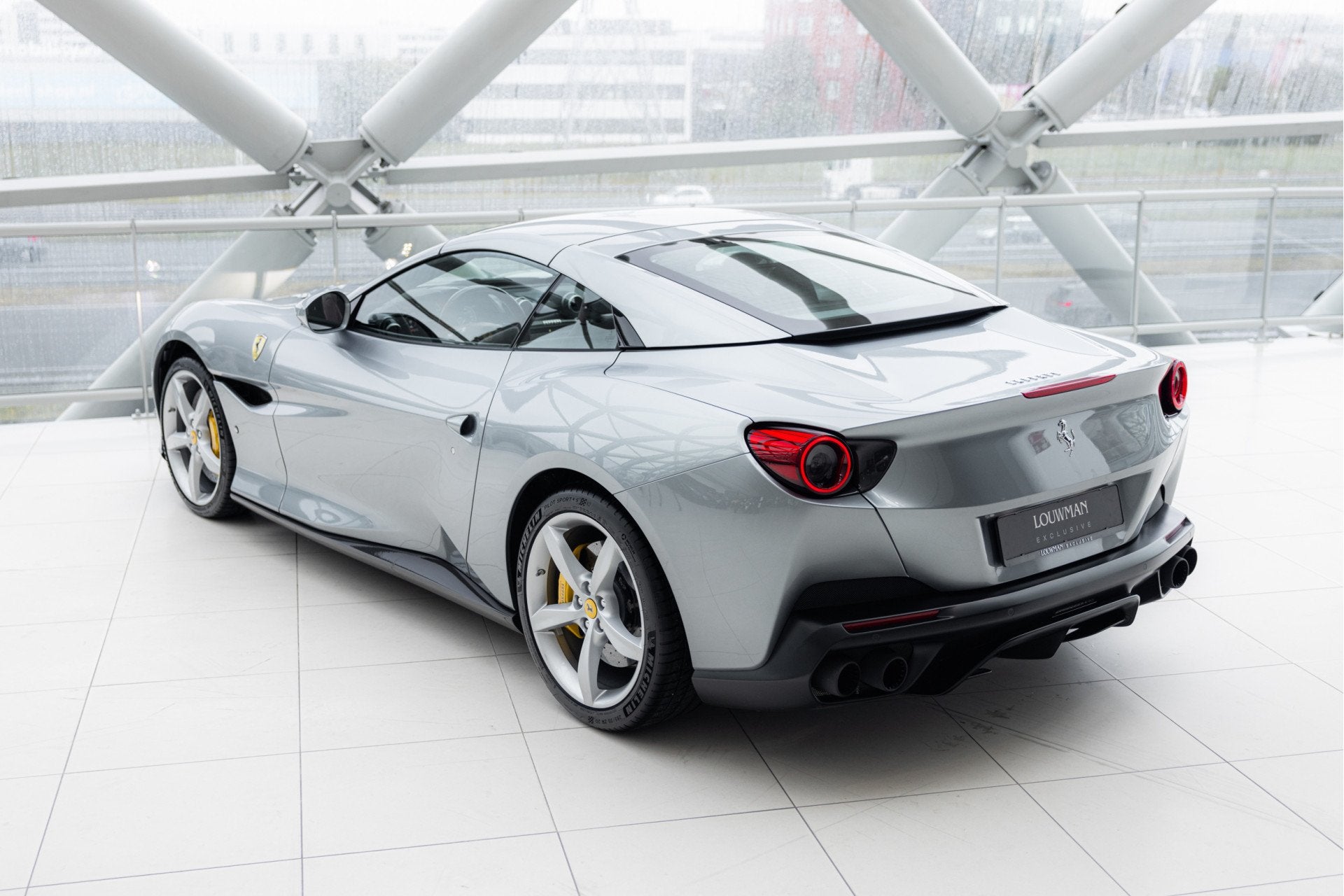Ferrari Portofino 3.9 V8 | Full Carbon | Pass Display |, Auto's, Ferrari, Automaat, Gebruikt, Cabriolet, Leder
