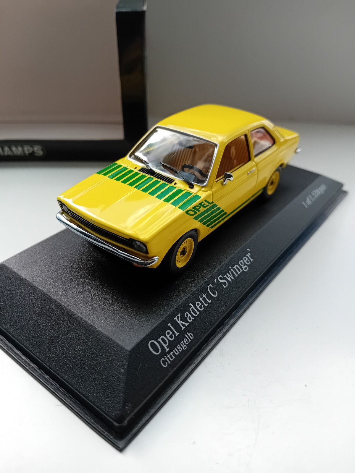 Minichamps Opel kadett C Swinger., Hobby en Vrije tijd, Modelauto's | 1:43, Ophalen of Verzenden, Zo goed als nieuw, Auto, MiniChamps