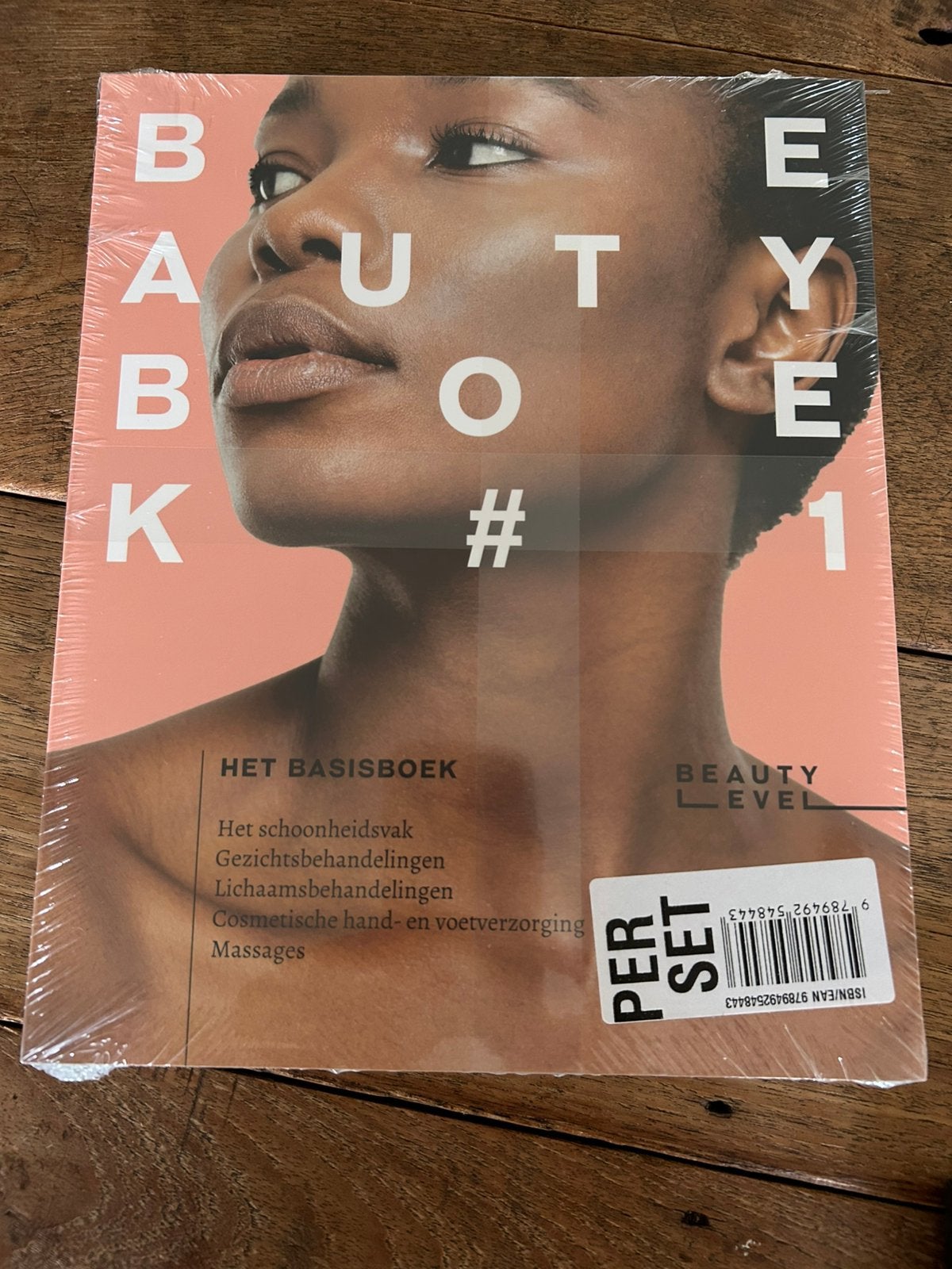 Beautylevel boeken schoonheidsspecialiste, Ophalen of Verzenden, Nieuw, Make-up en Cosmetica
