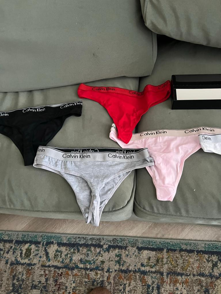 Mooie Calvin Klein tanga string, diverse kleuren, maat L, Ophalen of Verzenden, Zwart, String