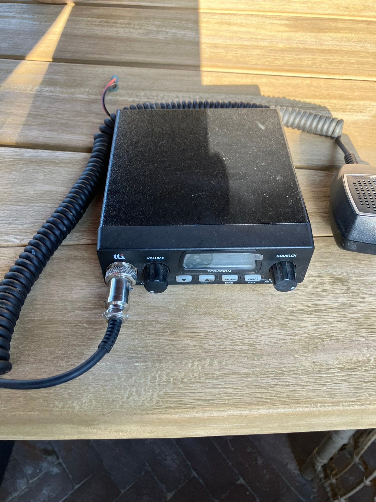 Zeer compacte 27mc bakje, ideal voor op vakantie, Ophalen of Verzenden, Zo goed als nieuw