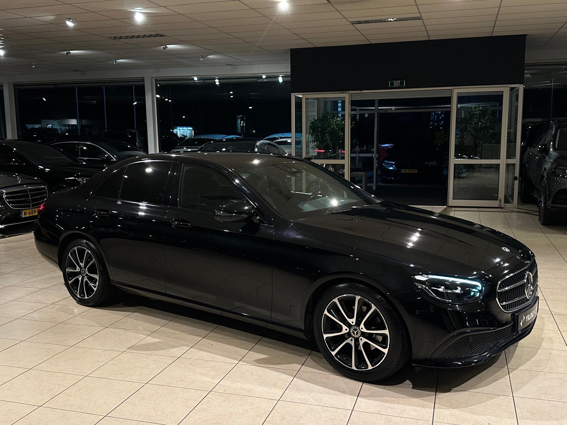 Mercedes-Benz E-klasse E200 d Business Solution/Aut9/INCL BT, Auto's, Mercedes-Benz, Achterwielaandrijving, Gebruikt, 4 cilinders