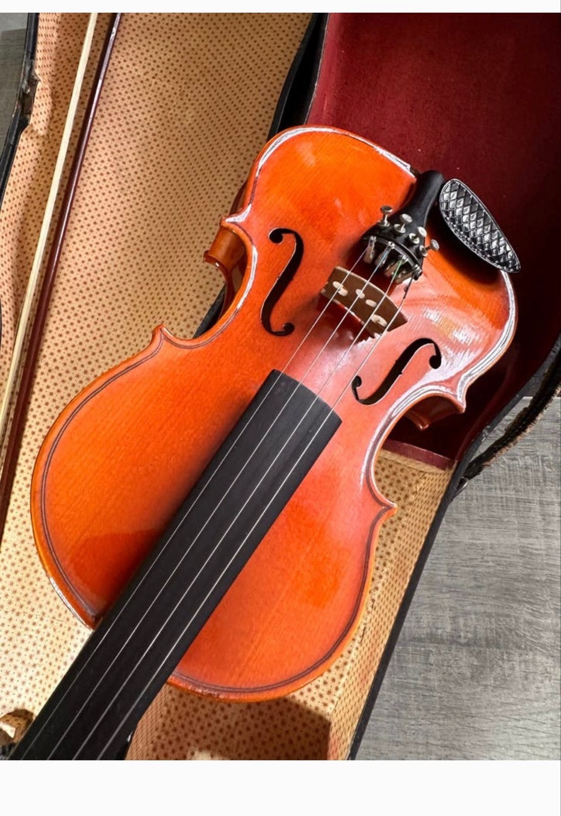 Antieke Hongaarse viool 2/4 met koffer en strijkstok, Muziek en Instrumenten, Strijkinstrumenten | Violen en Altviolen, Gebruikt