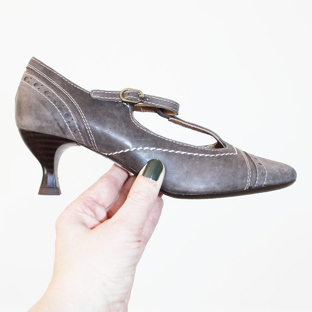 Prachtige Leren Emotions Pumps -s13 (Maat 37) € 35,-, Kleding | Dames, Schoenen, Pumps, Overige kleuren, Emotions, Ophalen of Verzenden