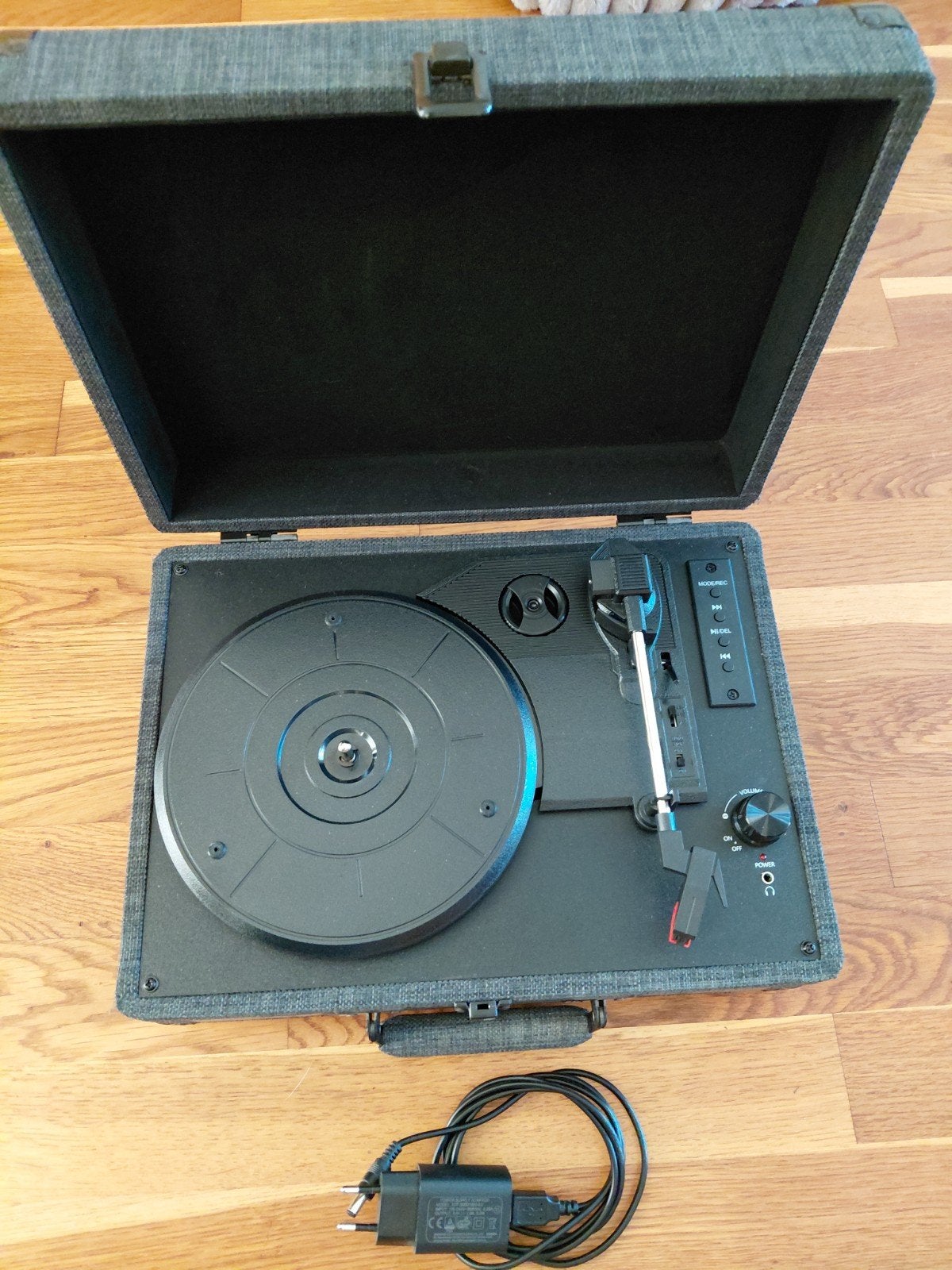 MagiNON RRP-1 Retro Platenspeler met Bluetooth en USB, Audio, Tv en Foto, Zo goed als nieuw, USB-aansluiting, Platenspeler, Ophalen