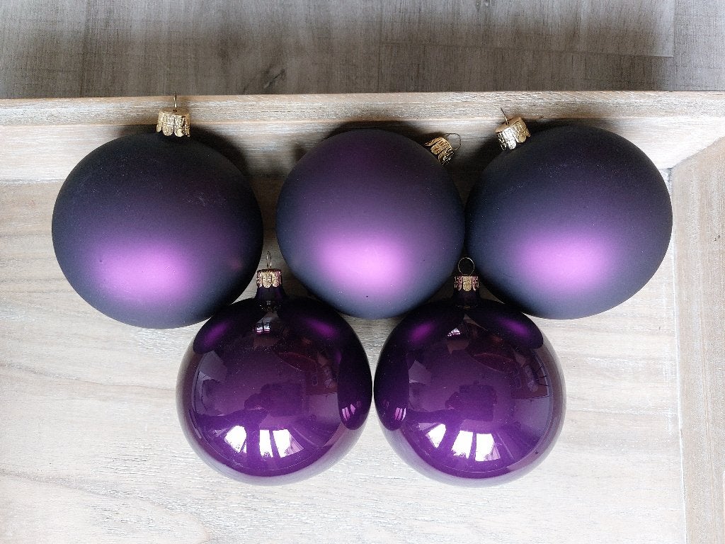 5 Grote glazen kerstballen in de kleur paars 10 cm doorsnede, Diversen, Ophalen of Verzenden, Zo goed als nieuw
