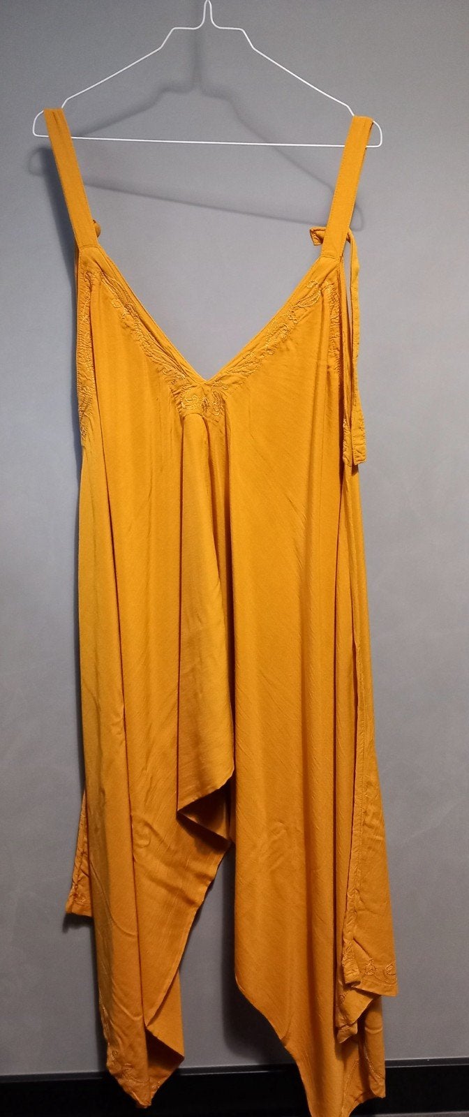 mosterdgele harembroek 1 maat, Kleding | Dames, Ophalen of Verzenden, Zo goed als nieuw, Geel, Broek of Spijkerbroek