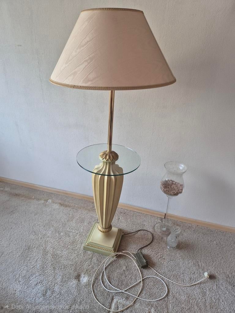 Vloerlamp met glazen tafeltje – dimbaar, Huis en Inrichting, Lampen | Tafellampen, Ophalen, Zo goed als nieuw