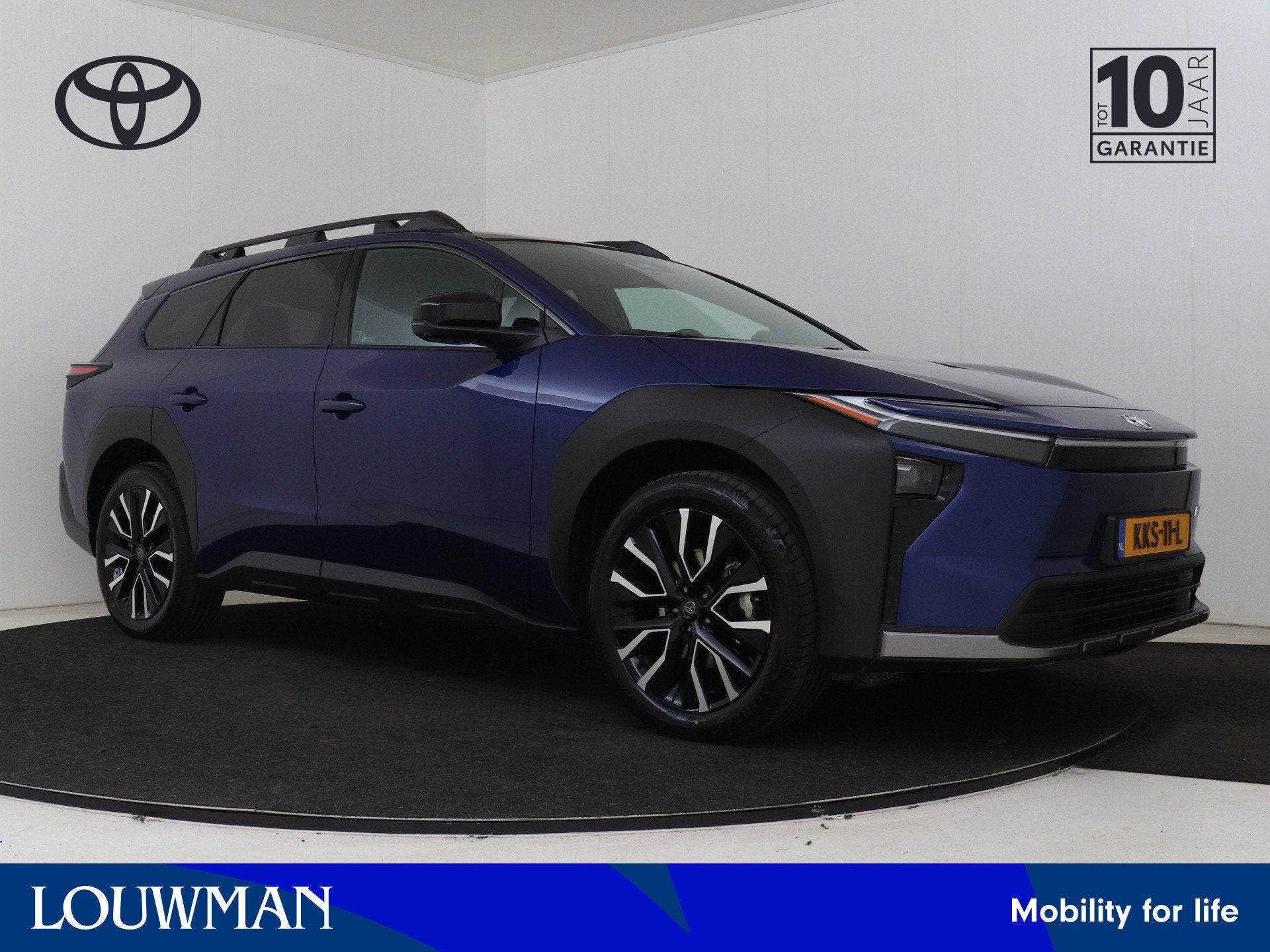Toyota bZ4X Touring Executive AWD 75 kWh | DEMO & DIRECT LEV, Automaat, Zwart, 528 km, Vierwielaandrijving