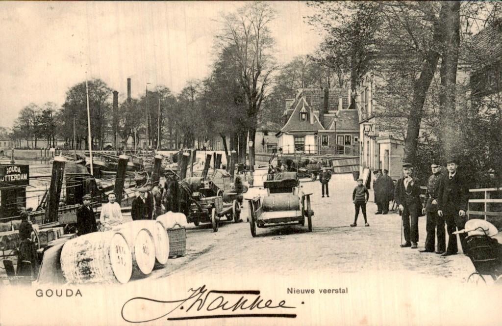 Gouda - Nieuwe veerstal - kade, Ophalen of Verzenden, Voor 1920, Gelopen, Zuid-Holland