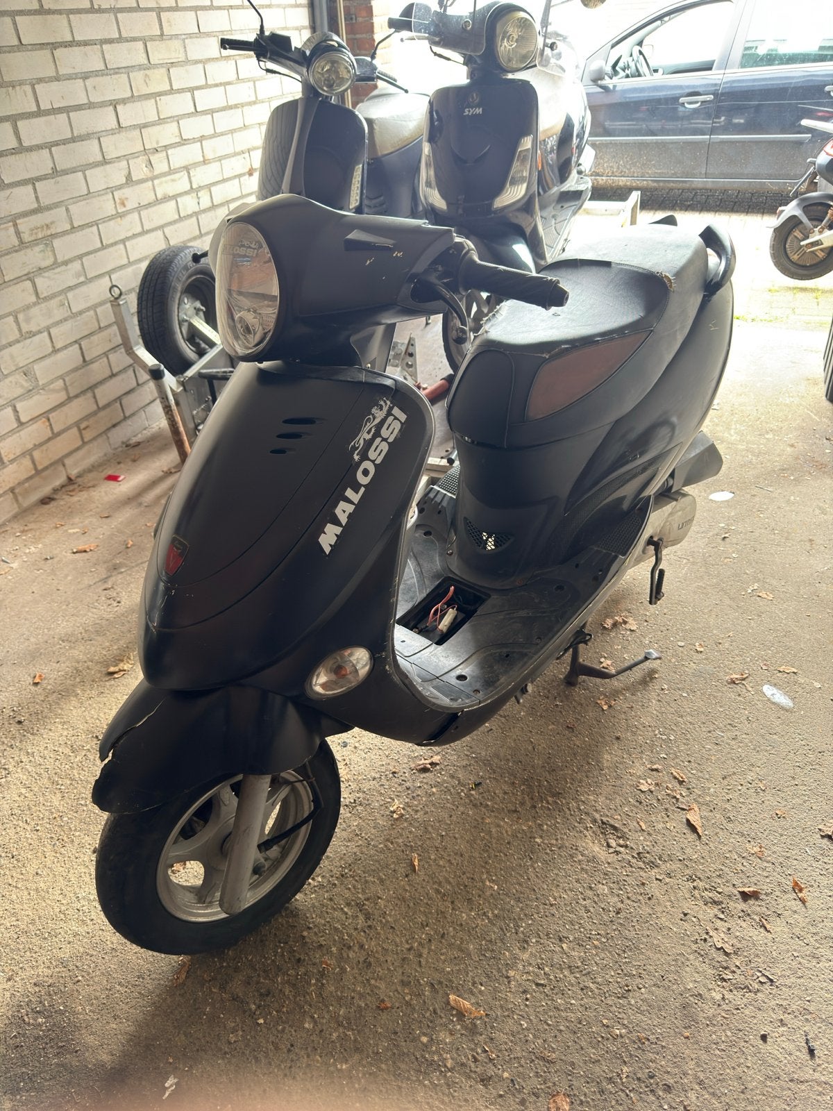 Lintex Scooter Geel Kenteken - Loopt, maar heeft werk nodig, Ophalen of Verzenden, Gebruikt