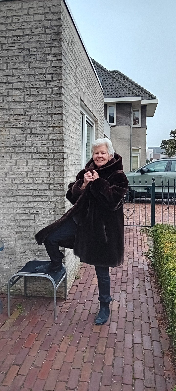 Bontjas (kunstbont vos) bruin XL, Ophalen of Verzenden, Zo goed als nieuw, Maat 46/48 (XL) of groter, Bruin