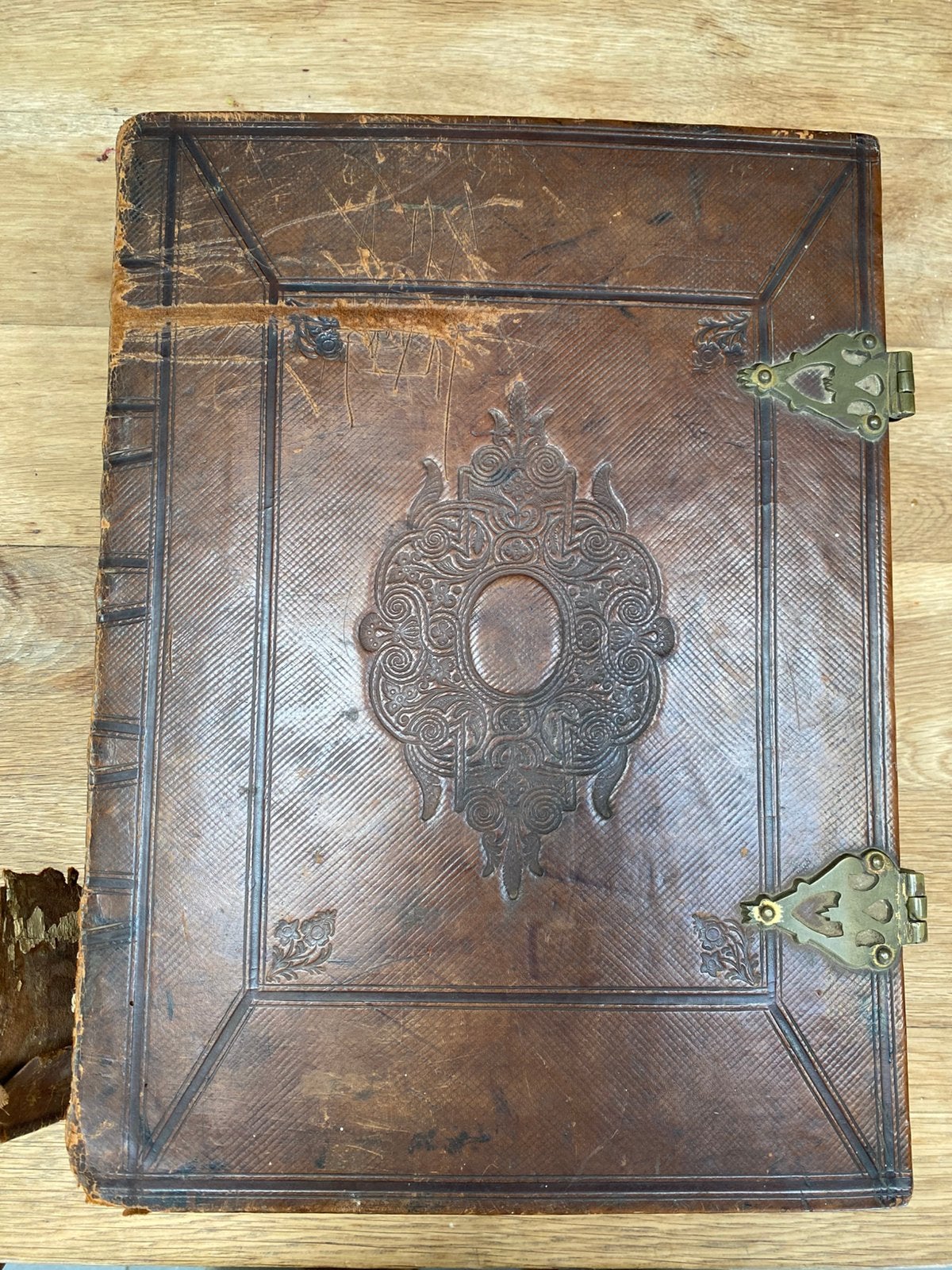 Kerkbijbel uit 1855, Ophalen