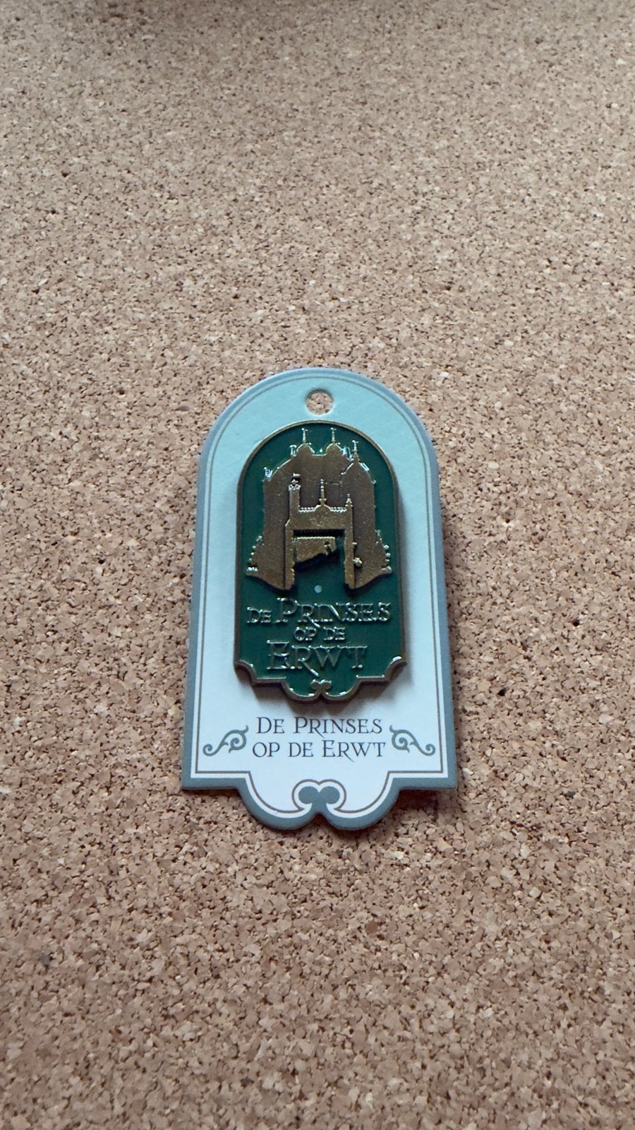Efteling pin Prinses op de erwt, Ophalen of Verzenden, Nieuw, Button of Speldje