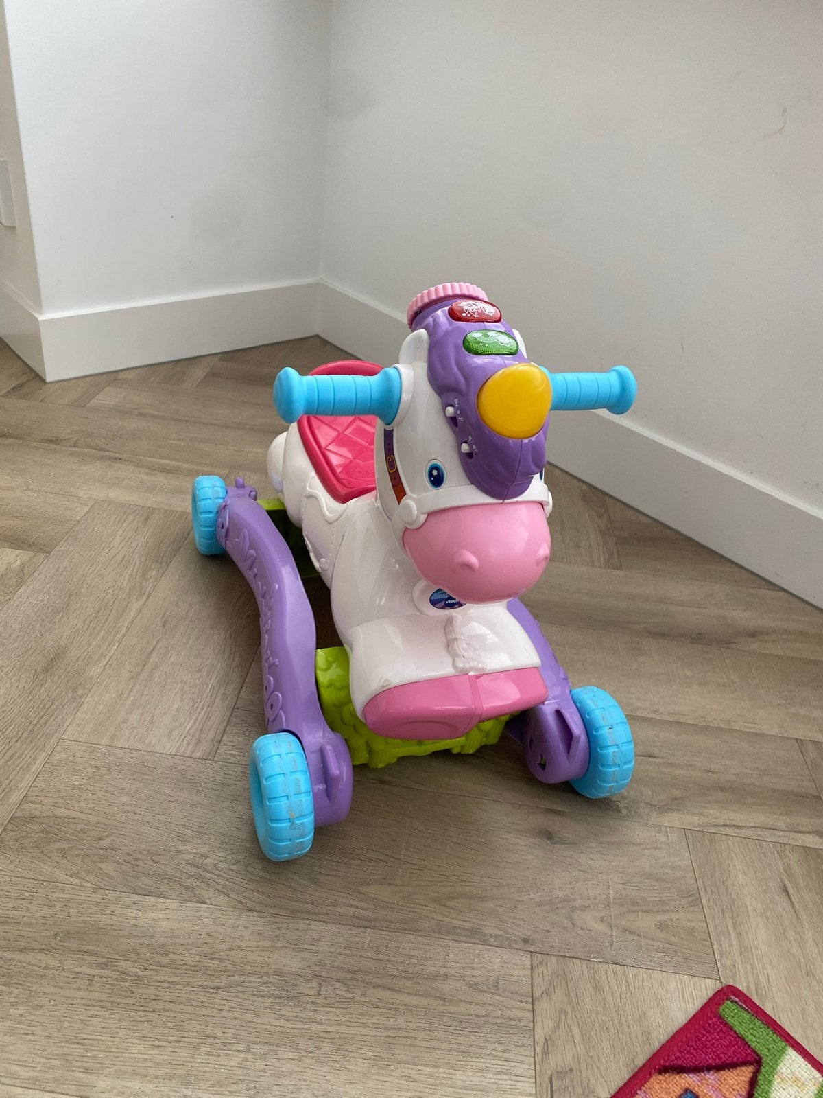 VTech Hobbel & Speel Eenhoorn - Interactief Speelgoed, Kinderen en Baby's, Speelgoed | Vtech, Ophalen, Gebruikt, 6 maanden tot 2 jaar