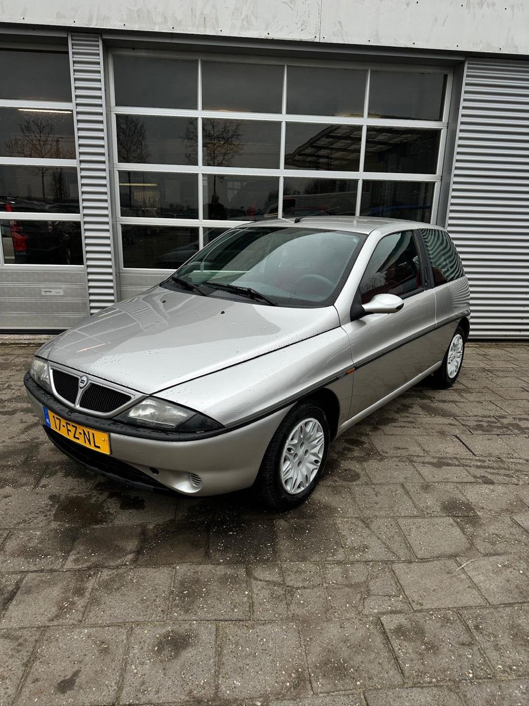 Lancia Ypsilon 1.2 APK 2-2027 Inruil Mogelijk., Auto's, Voorwielaandrijving, Gebruikt, 1242 cc, 4 cilinders