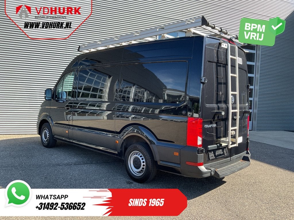 Volkswagen Crafter 2.0 TDI 140 pk DSG Aut. L3H3 Carplay/ 270, Gebruikt, 4 cilinders, Volkswagen, Zwart
