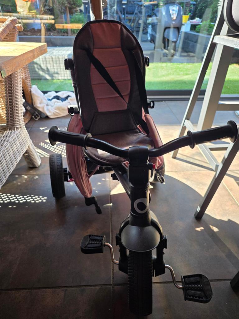 Lionelo hari bijna nieuwe driewieler. Heel weinig gebuikt., Ophalen of Verzenden, Zo goed als nieuw