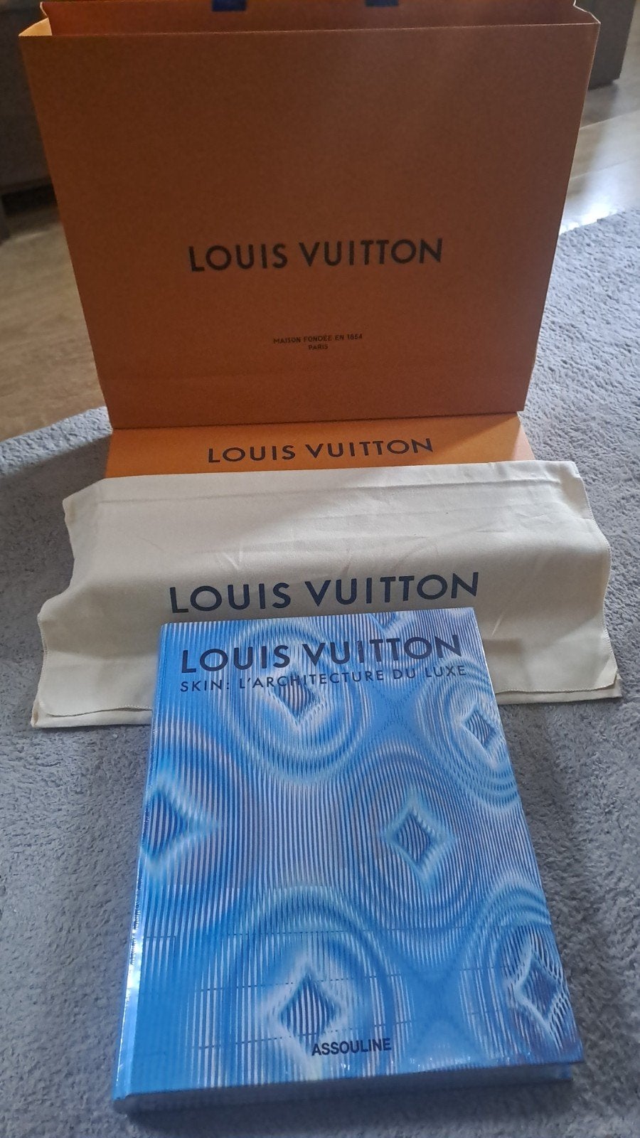 Louis Vuitton: Skin: L'Architecture du Luxe - Assouline, Ophalen, Nieuw, Overige onderwerpen, Assouline