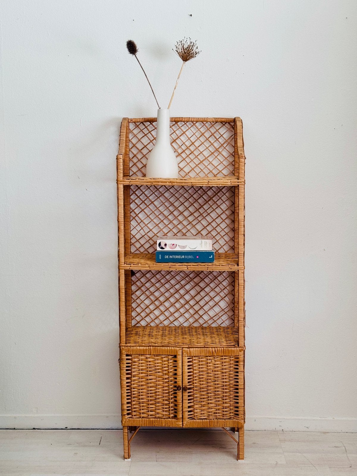 Vintage boho rotan (boeken) kastje / etagère, Ophalen, Gebruikt, X, X