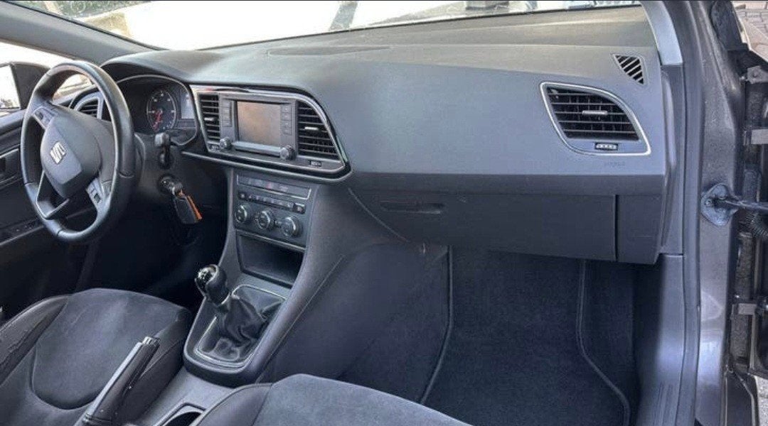 Seat Leon 1.6 TDI 110pk 2014 Grijs, Auto's, Euro 5, 4 cilinders, Leon, Origineel Nederlands