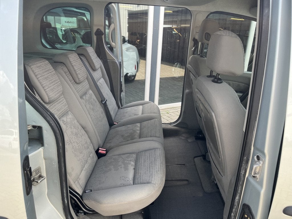 Renault Kangoo Family 1.6-16V Privilège Airco / Trekhaak /, Auto's, Renault, 1373 kg, Gebruikt, 4 cilinders, Origineel Nederlands