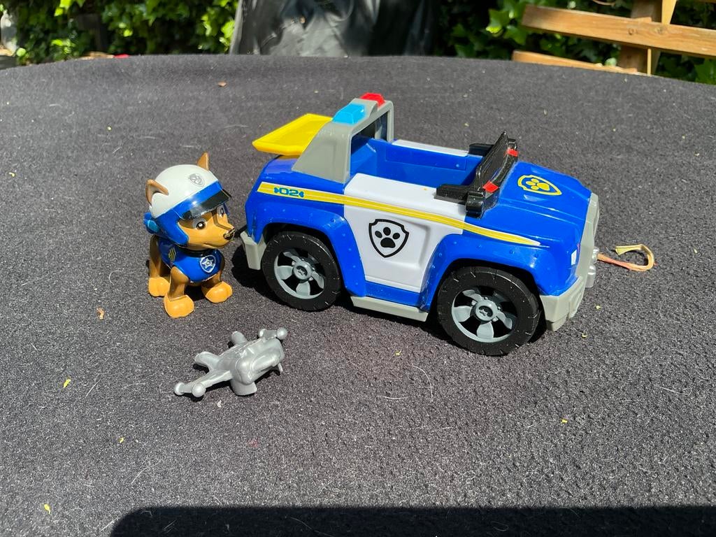 Paw Patrol Chase Politieauto met figuur, Ophalen of Verzenden, Gebruikt