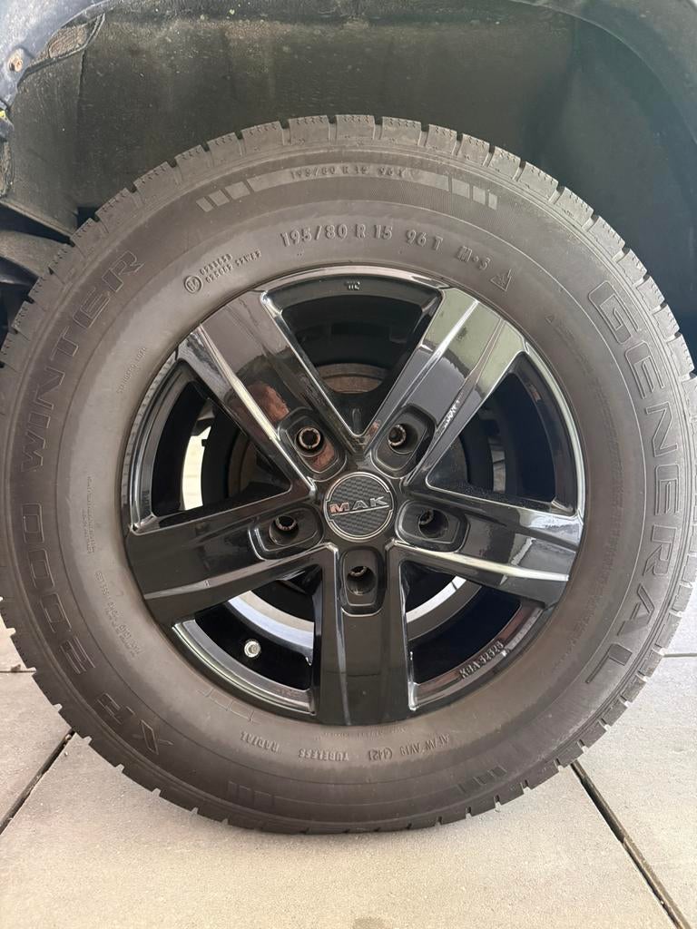 15 inch MAK velgen + General Winterbanden (Suzuki Jimny), Auto-onderdelen, Banden en Velgen, Gebruikt, 15 inch, Banden en Velgen