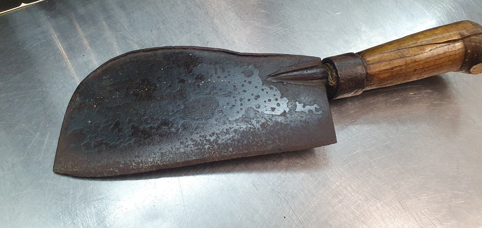 Antiek hakmes met houten handvat, Antiek en Kunst, Ophalen of Verzenden