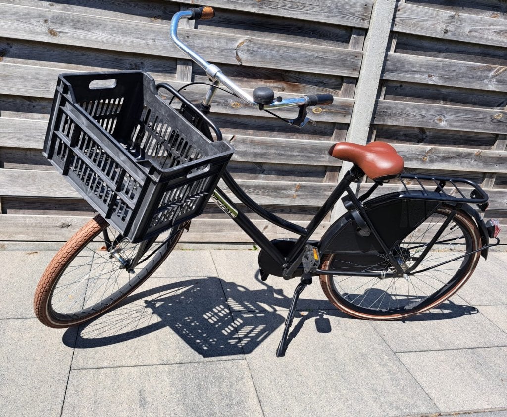 Zwarte Popal fiets 26 inch, Fietsen en Brommers, Fietsen | Meisjes, Terugtraprem, Popal, Ophalen, 26 inch of meer
