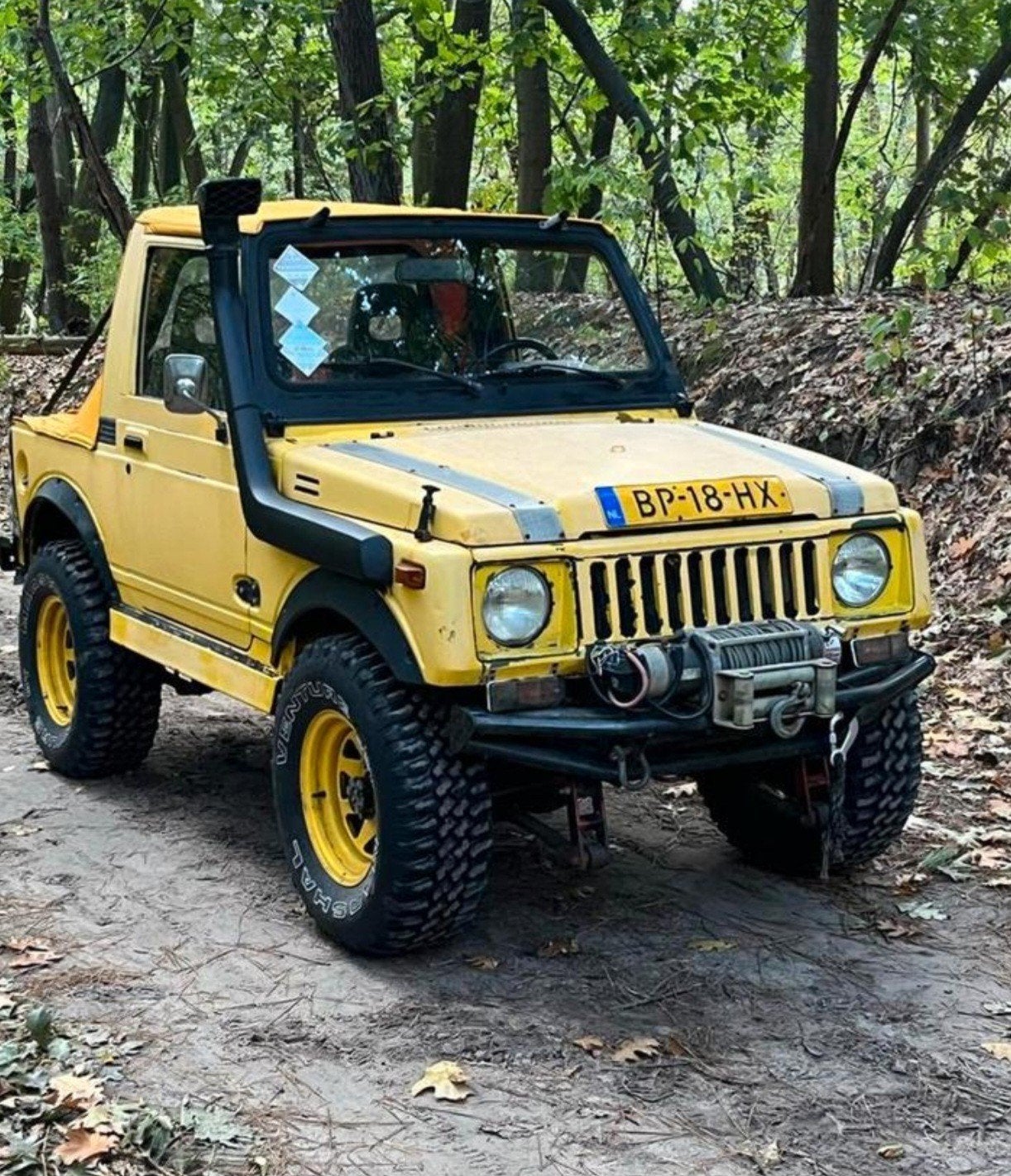 Suzuki Sj413 4WD 1986 belastingvrij Samurai met 2 jaar APK, 64 pk, Overige carrosserieën, 1600 cc, Origineel Nederlands