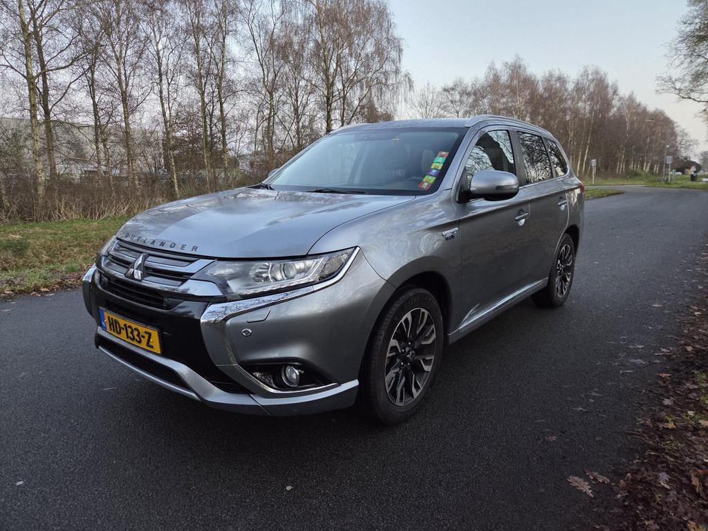 Mitsubishi Outlander 2.0 PHEV Executive Edition, 1998 cc, Euro 6, 4 cilinders, Bedrijf
