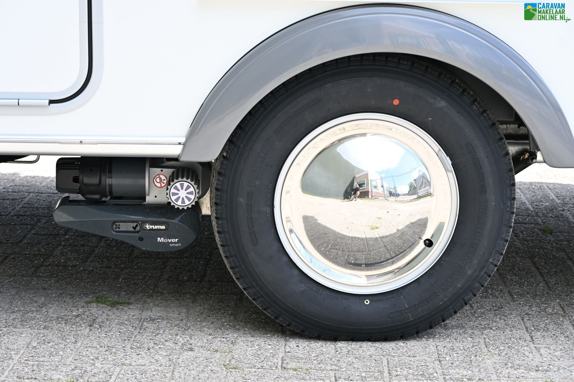 Foto 36 van Eriba Touring Triton 430 Mover Cass.luifel Boiler COMPLEET!