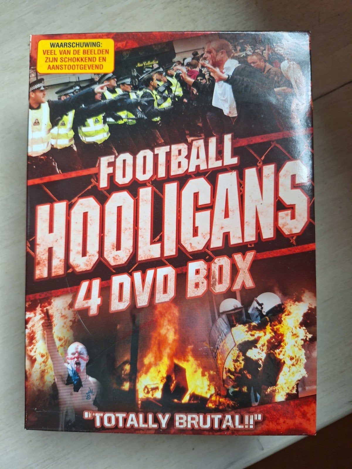 Football Hooligans 4 DVD Box, Vanaf 16 jaar, Ophalen of Verzenden, Gebruikt, Inclusief doosje