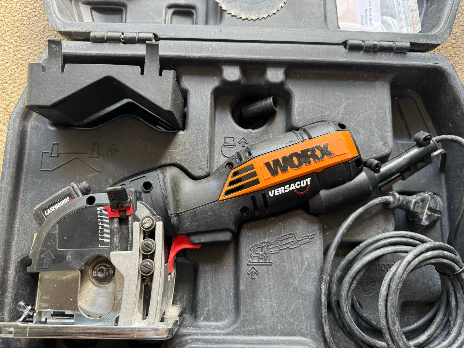 Worx Versacut WX420 compacte cirkelzaag met laserguide, Minder dan 30 mm, Gebruikt, Cirkelzaag, Ophalen of Verzenden
