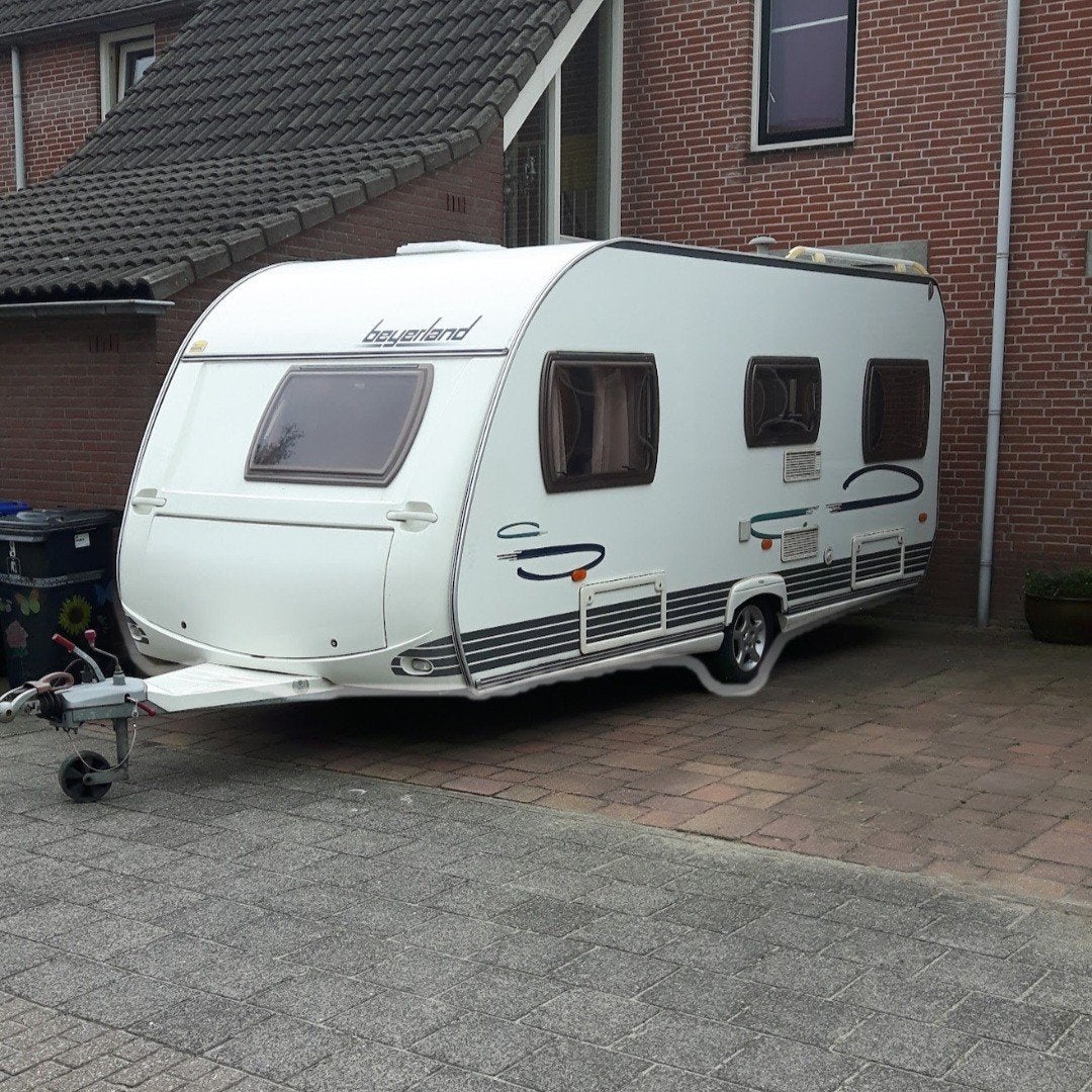 Beyerland Quartz 490 FB - Met Brand voortent, Caravans en Kamperen, Rondzit, Frans bed, Kachel, Particulier