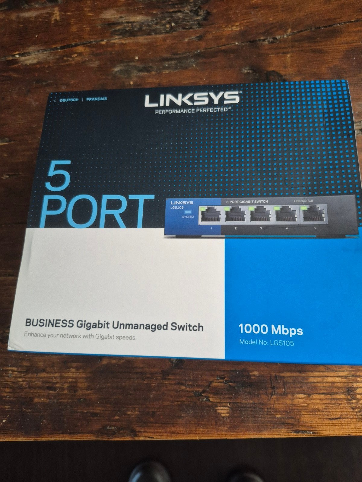 linksys 5 port, Ophalen of Verzenden, Zo goed als nieuw