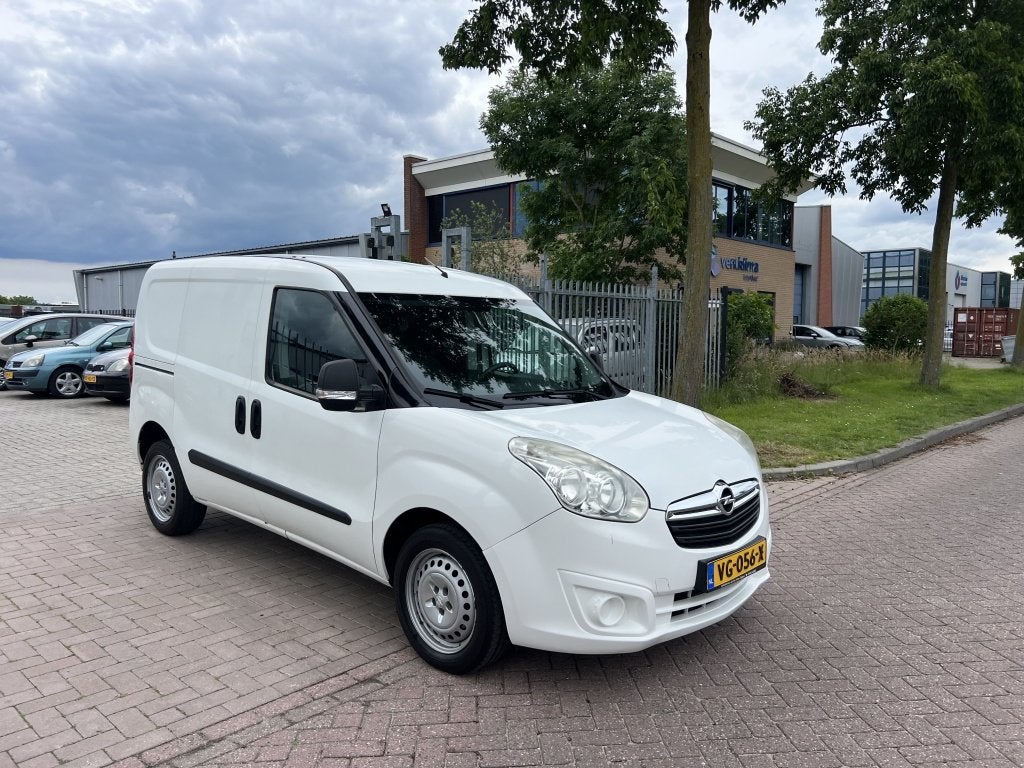 Opel Combo 1.3 CDTi L1H1 |AIRCO |MARGE (bj 2014), 21 km/l, Euro 5, Gebruikt, 4 cilinders