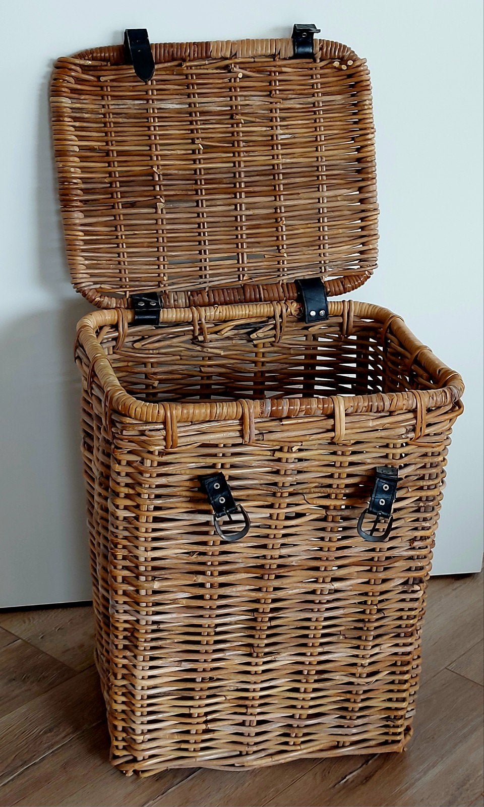Zgan opbergmand wasmand rieten mand houtmand manou, Ophalen, Mand, Zo goed als nieuw, Riet