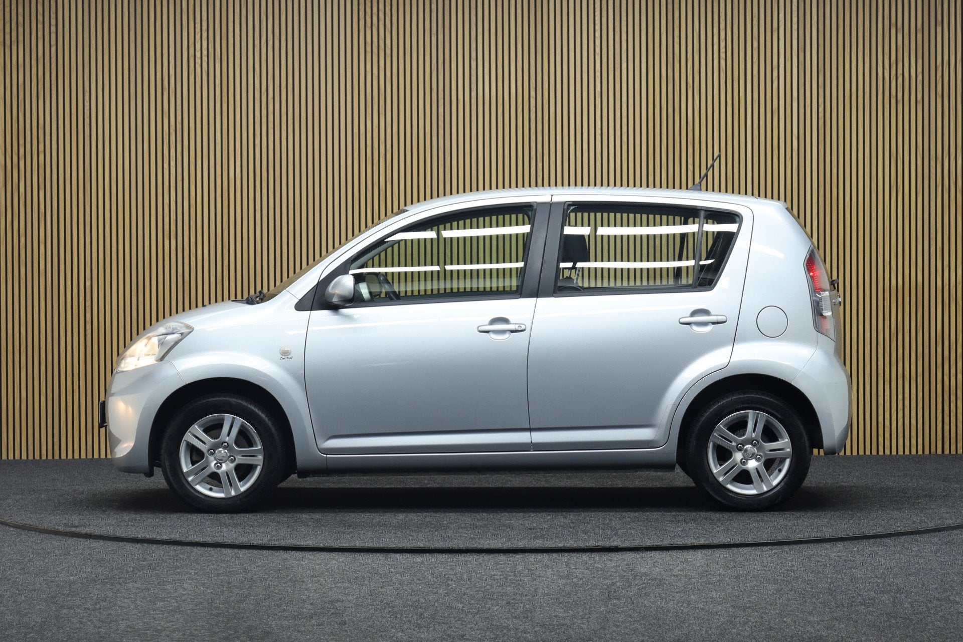 Subaru Justy 1.0 Black & White Airco | Lederen bekleding |, Auto's, Gebruikt, Met garantie (alle), Bedrijf, Handgeschakeld