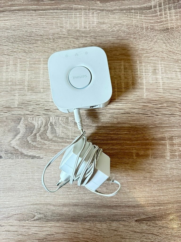 Philips Hue Bridge (2e generatie, vierkant model), Ophalen of Verzenden, Gebruikt, Philips Hue