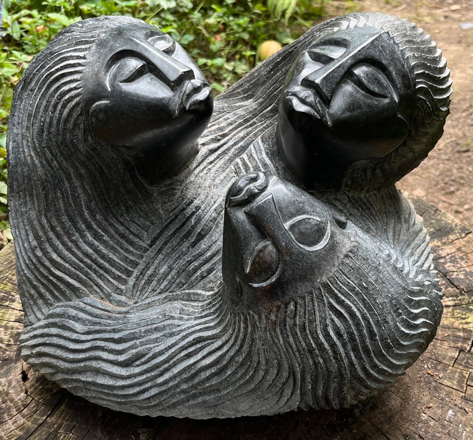 Shona art handgemaakt beeld: drie hoofden Tago, Antiek en Kunst, Groep mensen, Ophalen of Verzenden, Handgemaakt, Steen of Keramiek