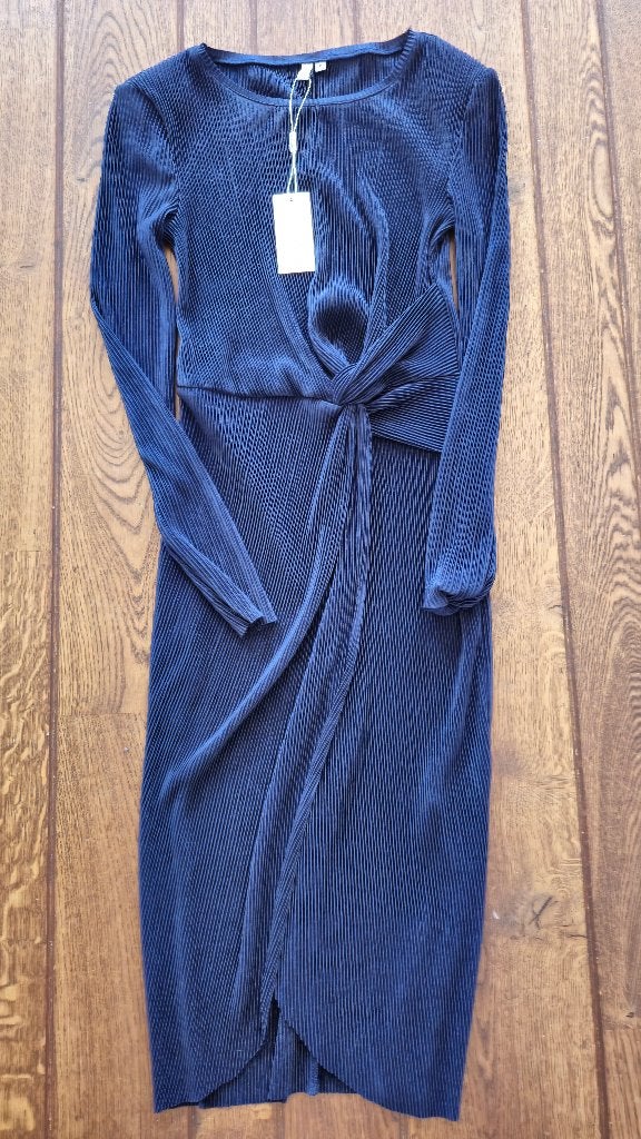 Nieuwe blauwe jurk van Nelly maat 34, Kleding | Dames, Blauw, Nieuw, Ophalen of Verzenden, Maat 34 (XS) of kleiner