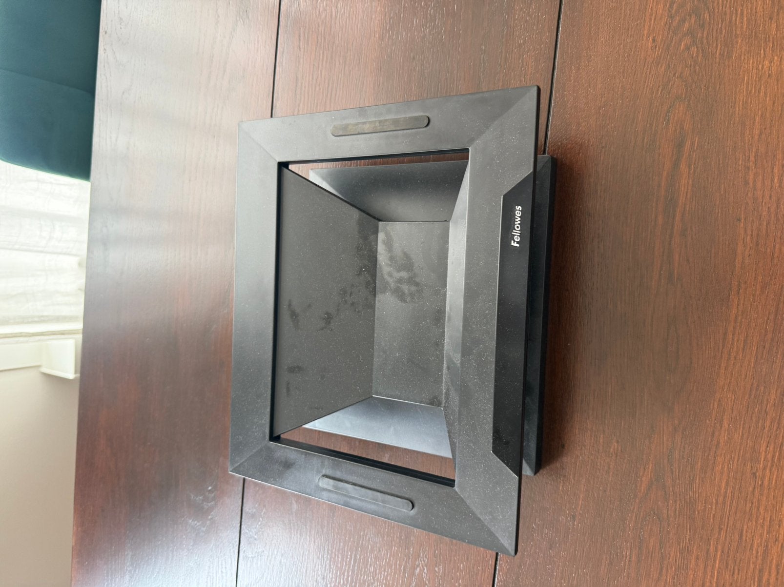 Laptop holder, Ophalen of Verzenden, Zo goed als nieuw